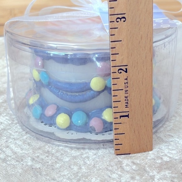 Brand New Precious Moments “Hooray for You” Giftbox Girl & Birthday Cake Candle - Picture 14 of 16